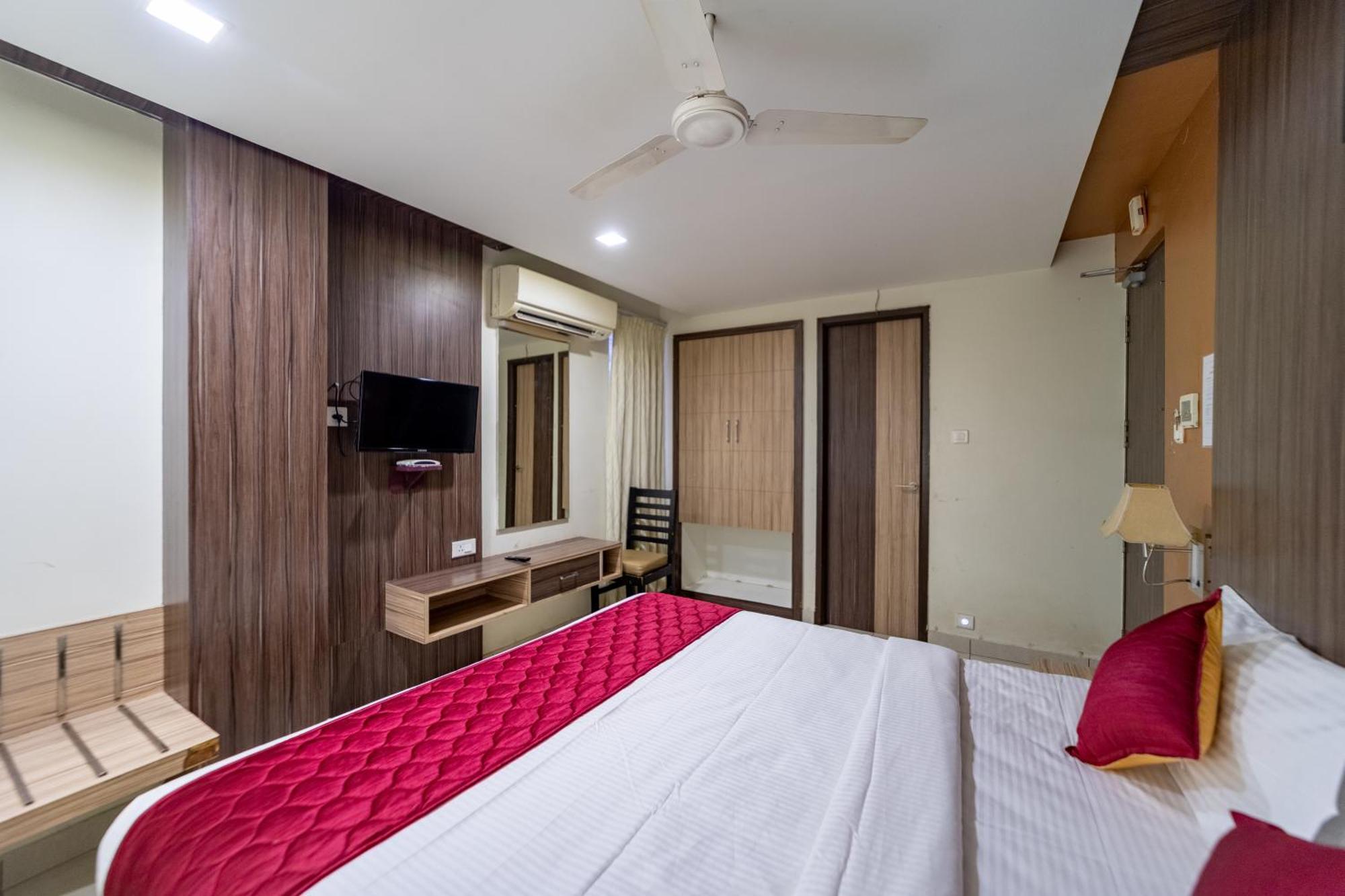 Готель Ranas Residency Tiruchirappalli Екстер'єр фото